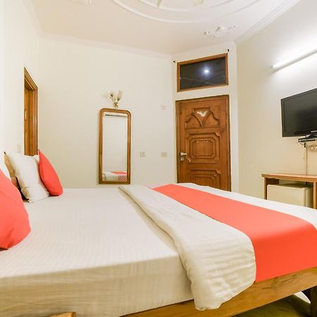 Super Hotel O Blue Sapphire Delhi New Delhi Exterior photo