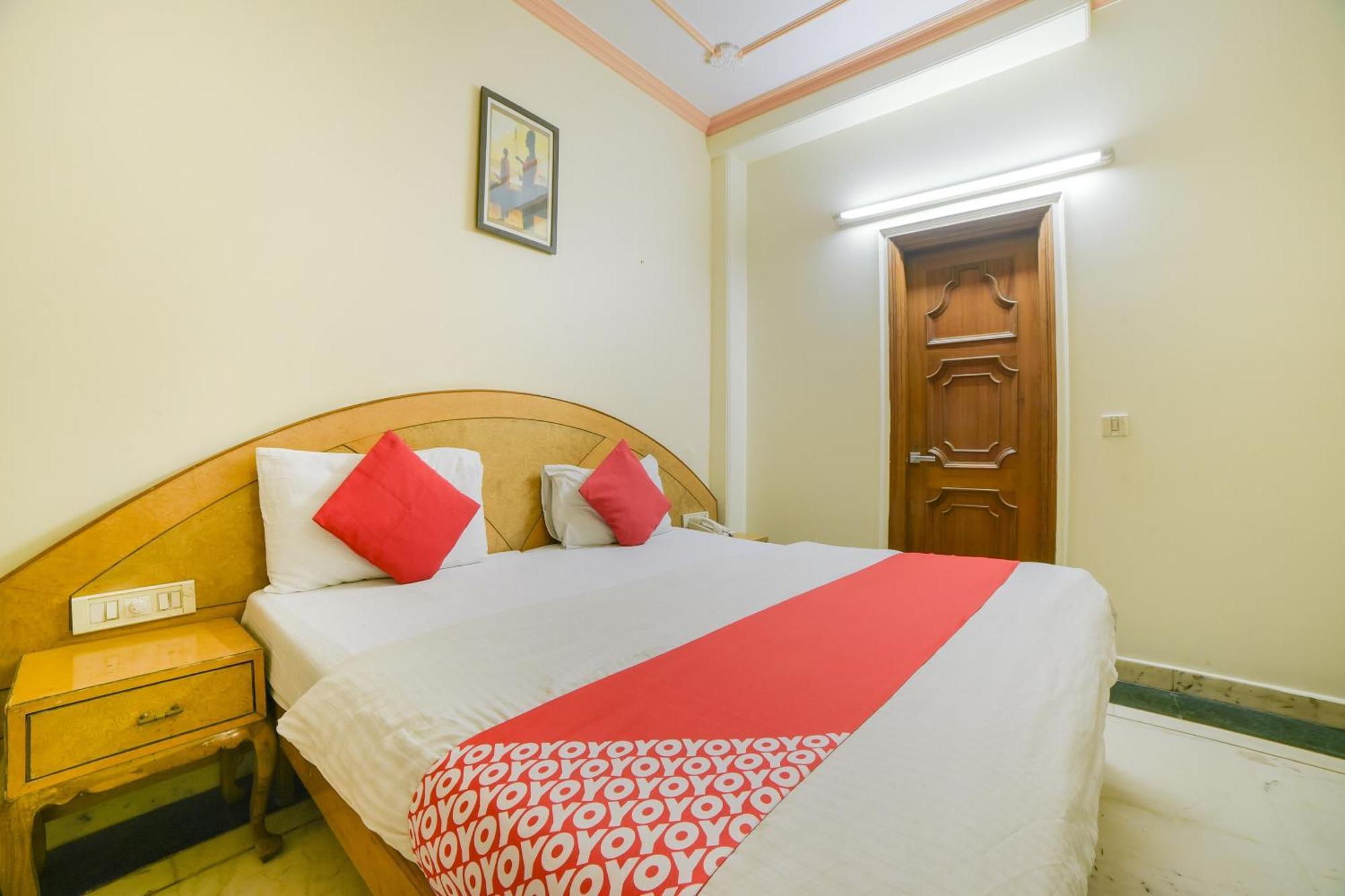 Super Hotel O Blue Sapphire Delhi New Delhi Exterior photo