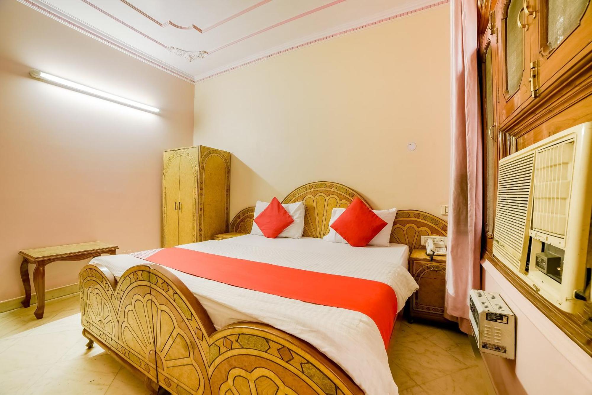 Super Hotel O Blue Sapphire Delhi New Delhi Exterior photo