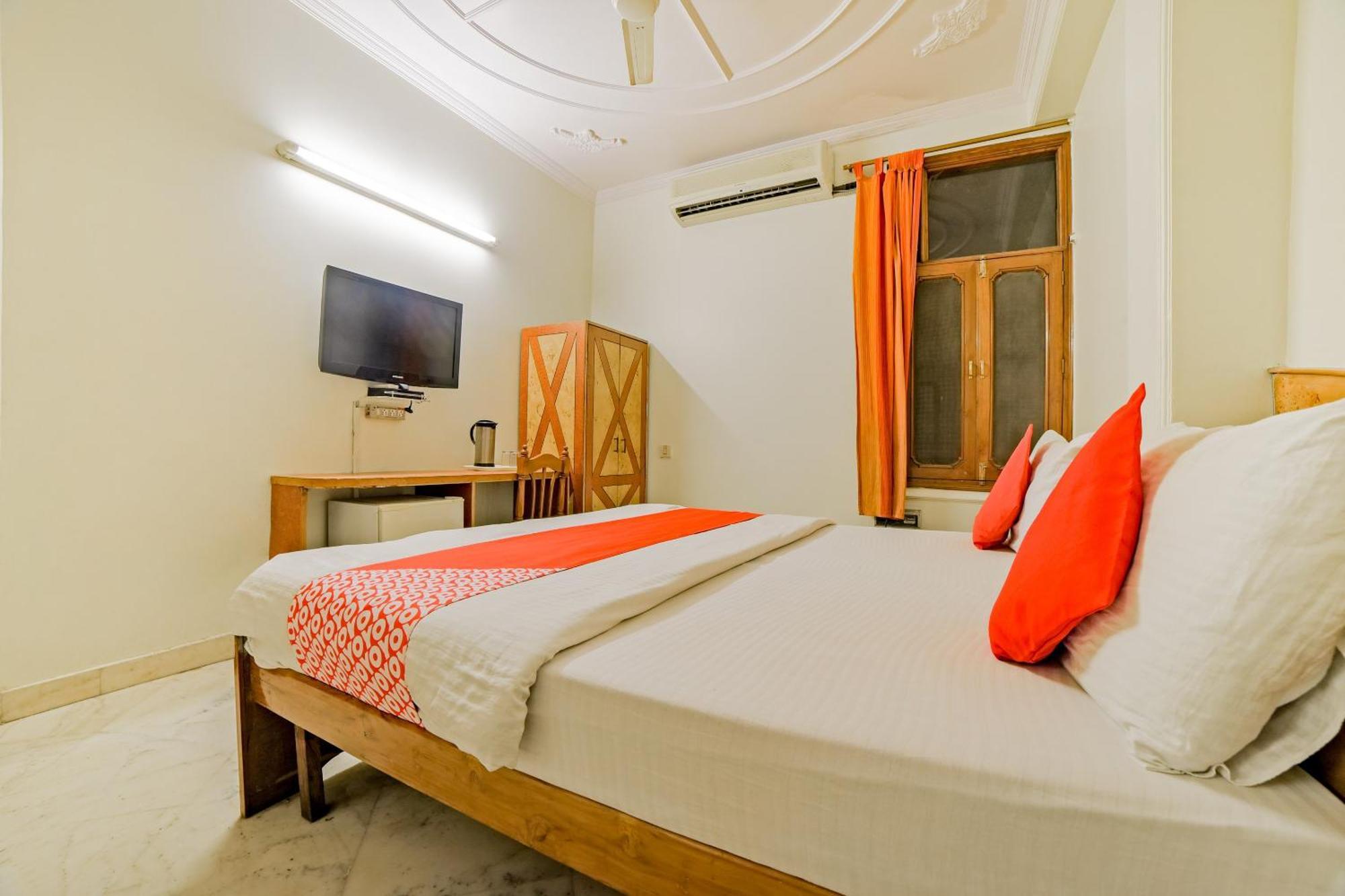 Super Hotel O Blue Sapphire Delhi New Delhi Exterior photo